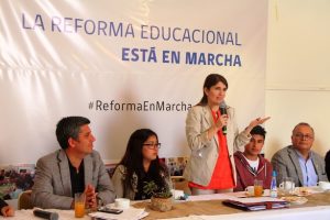 1-para-web-ministra-narvaez-con-jovenes-preseleccionados-con-gratuidad
